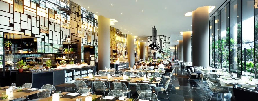 https://www.rlogical.com/wp-content/uploads/2026/02/restaurant-industry-we-serve.webp